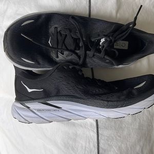 Hoka One One Clifton